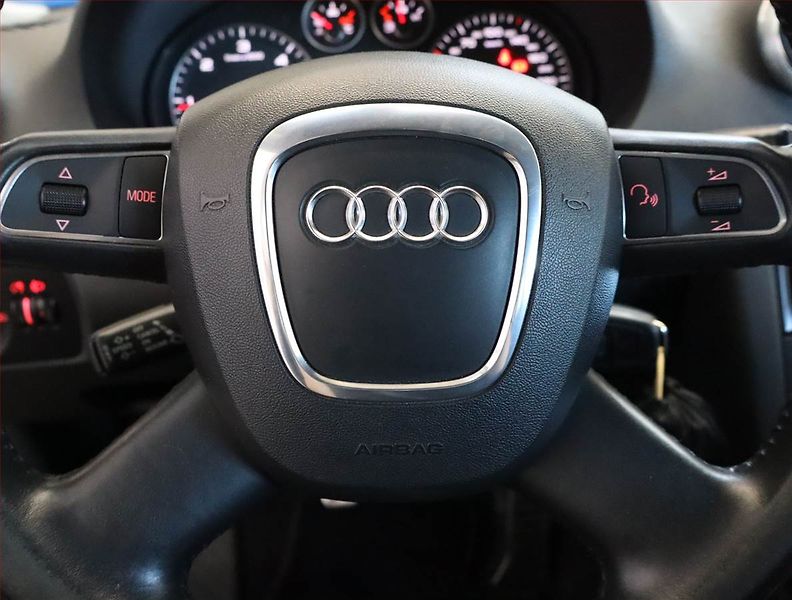 Audi A3 (2009) Ambition 2.0 TDI, Serv.kniha - fotka 17 z 18