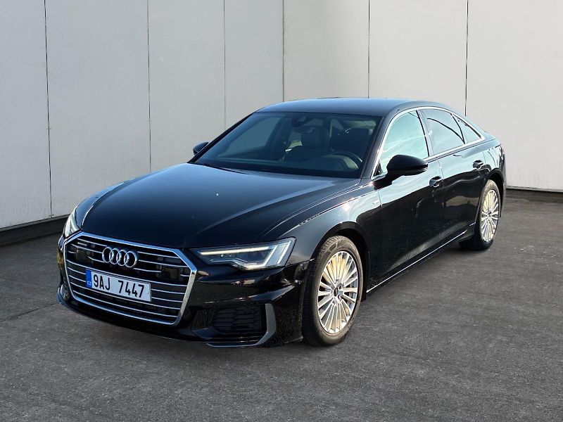 Audi A6 (2022) DESIGN 45TFSI 195kW QUATTRO CZ - fotografie inzerátu