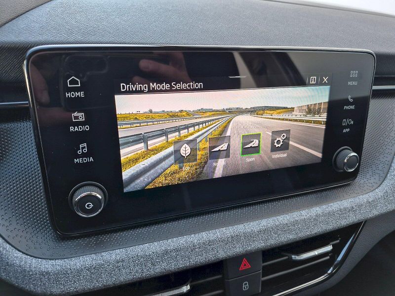 Škoda Kamiq (2026) Selection 1.0 TSI 85kW - fotka 17 z 28