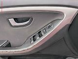 Hyundai i30 (2015) 1.6 GDi, ČR, AC, temp - náhled 12