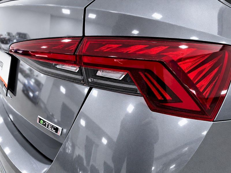 Škoda Octavia (2023) OCT.COM M-HEV STY TS 110/1.5 A - fotka 12 z 42