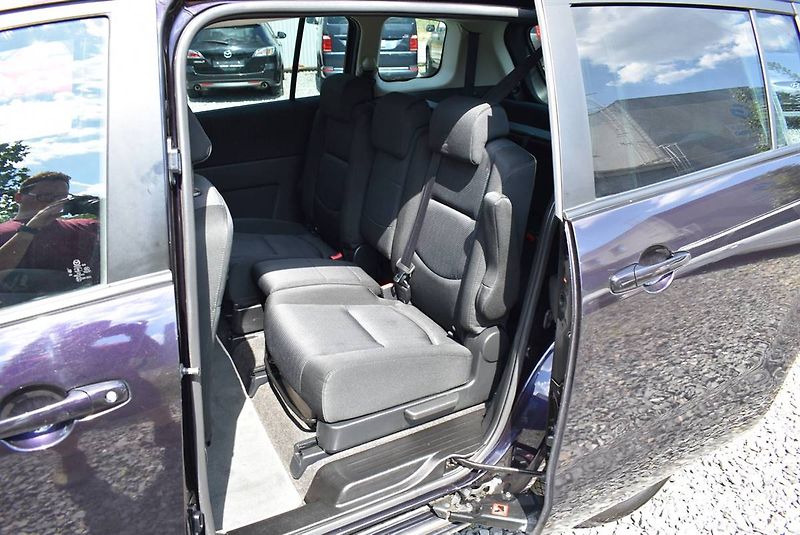 Mazda 5 2,0 MZR SPORT,7M,PO SERVISE! - fotka 15 z 18
