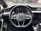 Volkswagen Passat 2,0 TDI R-Line 140kW - náhled 17