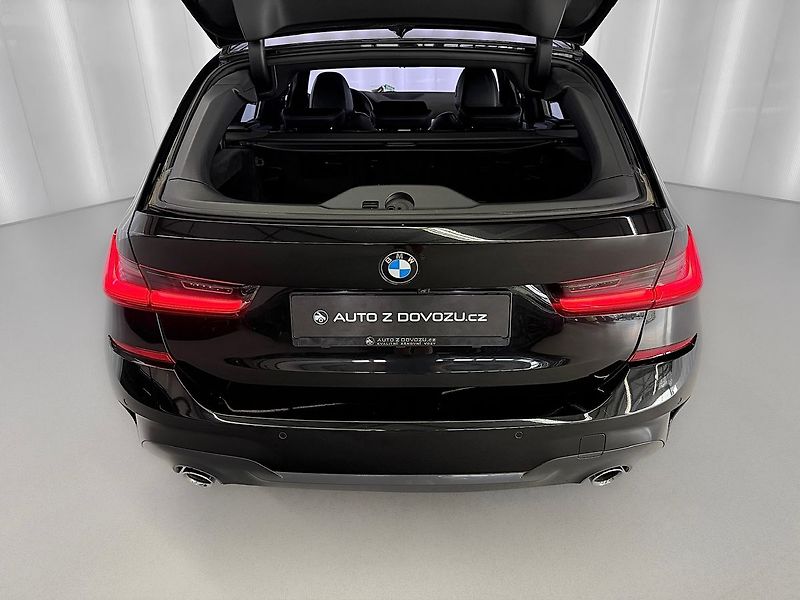 BMW Řada 3 320d xDrive M-PAKET, ALCANTARA - fotka 29 z 31