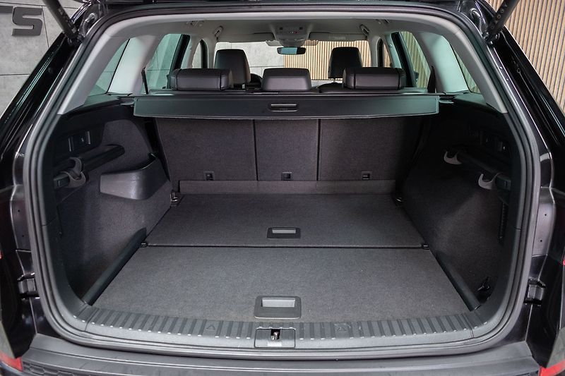 Škoda Kodiaq 1.5 TSI STYLE+*TAŽNÉ*DPH*ČR 1M - fotka 46 z 50