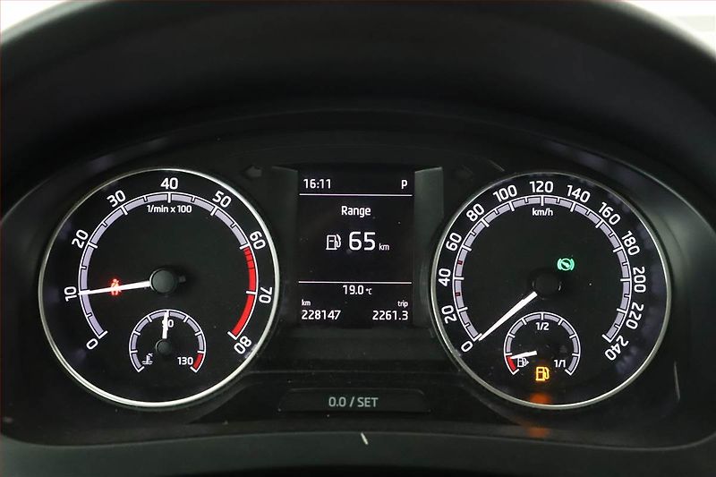 Škoda Rapid (2019) 1.0 TSI, Automat - fotka 9 z 14