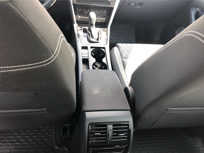 Volkswagen Passat Variant 2.0 TDi DSG 7st. Busin - fotka 22 z 30