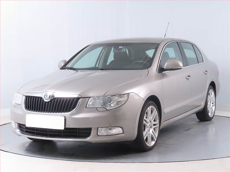 Škoda Superb (2009) 3.6 FSI V6, 4X4, Automat - fotka 2 z 16