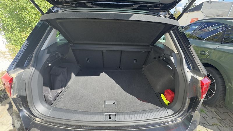 Volkswagen Tiguan (2023) 2.0TDI 110kW Nez.Topení Tažné - fotka 9 z 11