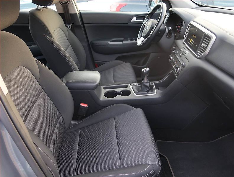 Kia Sportage (2020) 1.6 CRDi, 4X4, Serv.kniha - fotka 9 z 22