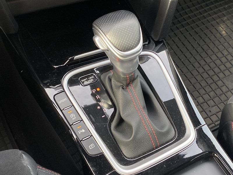 Kia ProCeed 1.6TGDi, ČR, automat, záruka - fotka 26 z 35