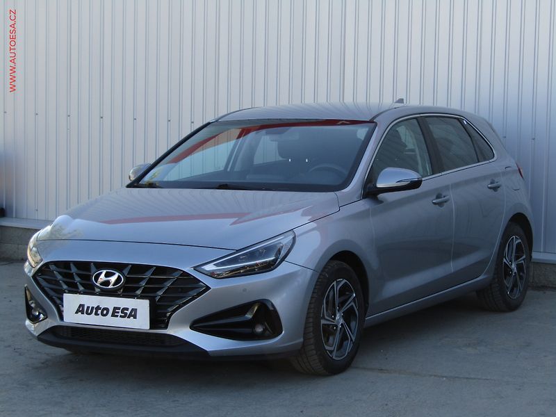 Hyundai i30 (2021) 1.0T-GDI, ČR, Smart, LED - fotka 3 z 20