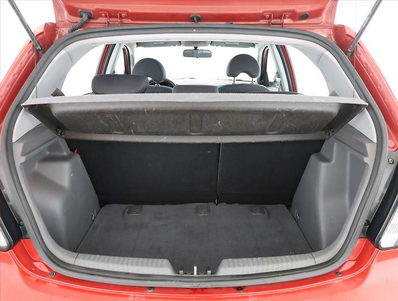 Kia Rio (2011) 1.4 16V, ČR,1.maj, nová STK - fotka 11 z 12