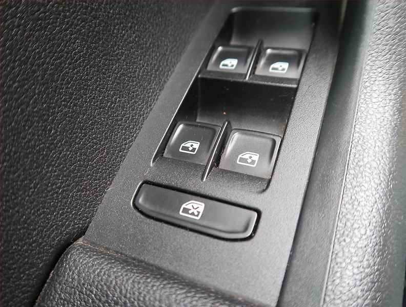 Škoda Octavia (2017) 2.0 TDI, Automat, Kůže, Navi - fotka 14 z 14