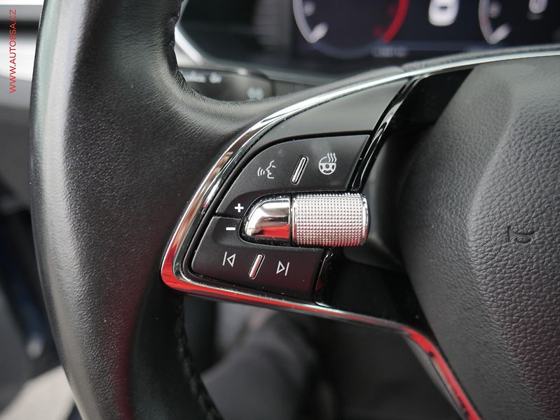 Škoda Superb (2022) 1.5 TSi, Style, LED, navi - fotka 12 z 29