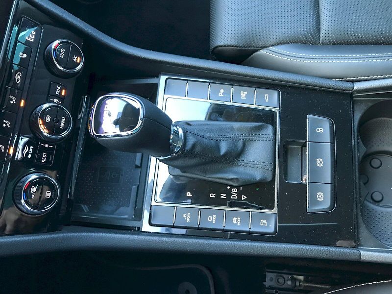 Škoda Superb (2022) COM iV L K TS 115/1.4 A6F - fotka 27 z 28