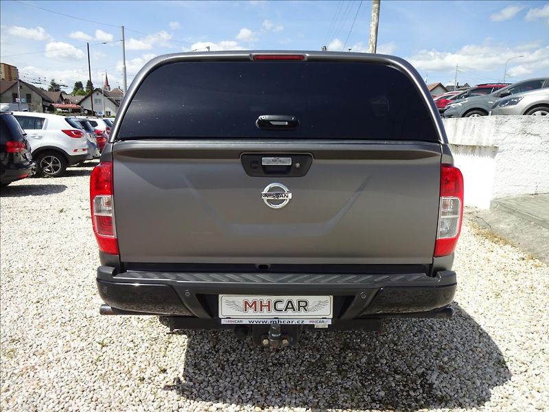 Nissan Navara 2,3 dCi 140 kW 4x4 Automat - fotka 6 z 60