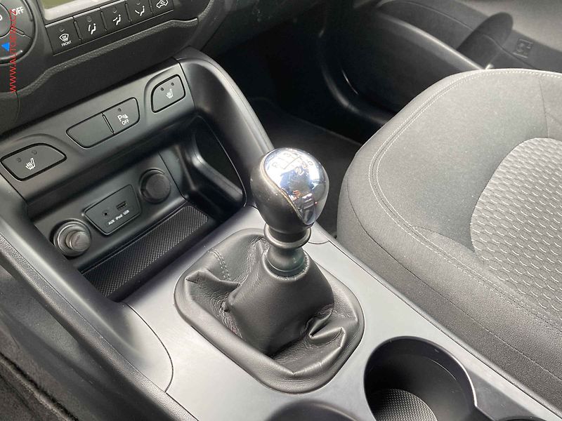 Hyundai ix35 (2013) 1.6 GDi 2WD, Comfort, +kola - fotka 14 z 15