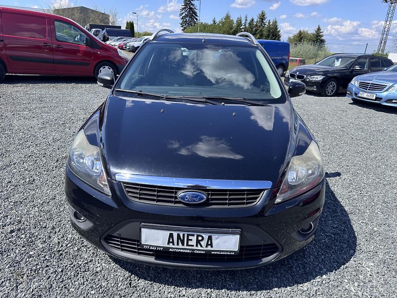 Ford Focus 2.0 TDCi, automat - fotka 2 z 21