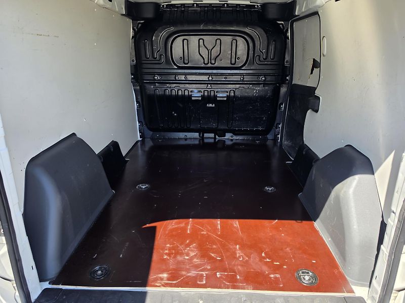 Fiat Dobló 1.3 JTD Kamera TZ Webasto Maxi - fotka 6 z 23