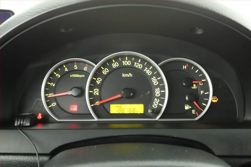 Kia Sorento (2009) 2.5 CRDi, 4X4, Tempomat - fotka 9 z 15