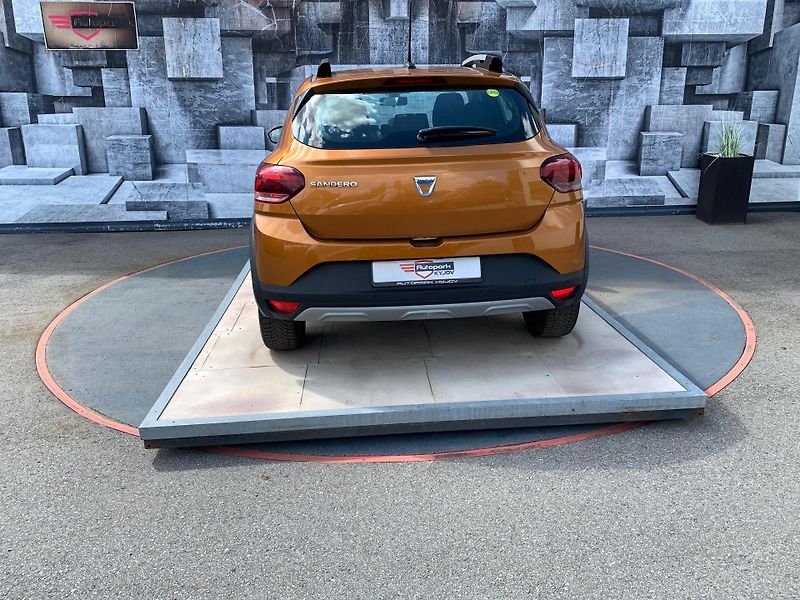 Dacia Sandero (2022) STEPWAY,1.0TCe, LPG, 67KW, DPH - fotka 7 z 21
