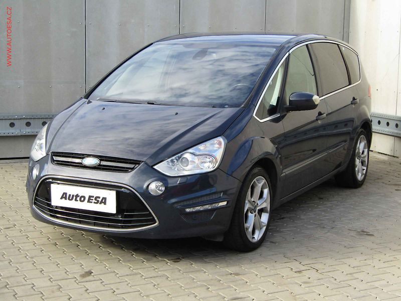 Ford S-MAX (2012) 2.0 TDCi, AT, navi, bixen - fotka 3 z 22