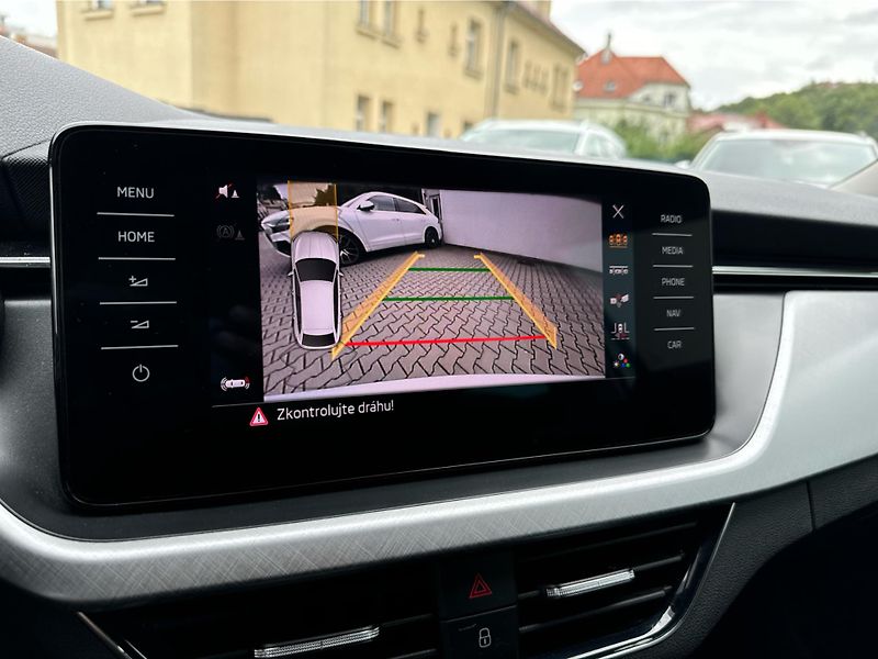 Škoda Scala 1,0TSi 81kW AMBITION PLUS - fotka 13 z 21