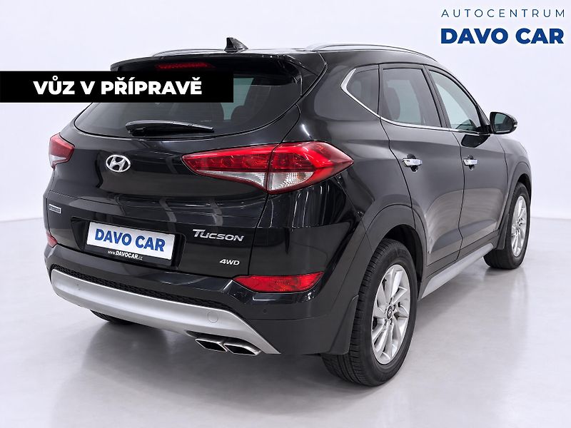 Hyundai Tucson 2,0 CRDI 100kW Aut. 4x4 CZ DPH - fotka 5 z 12