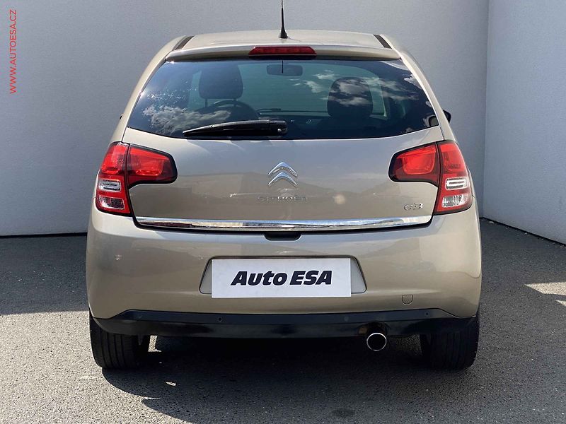 Citroën C3 (2011) 1.4i, ČR, AC, park. čidla, - fotka 5 z 17