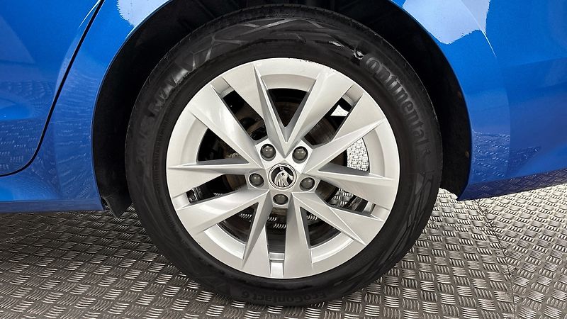 Škoda Octavia 1.0 TSI Style Combi - fotka 19 z 25