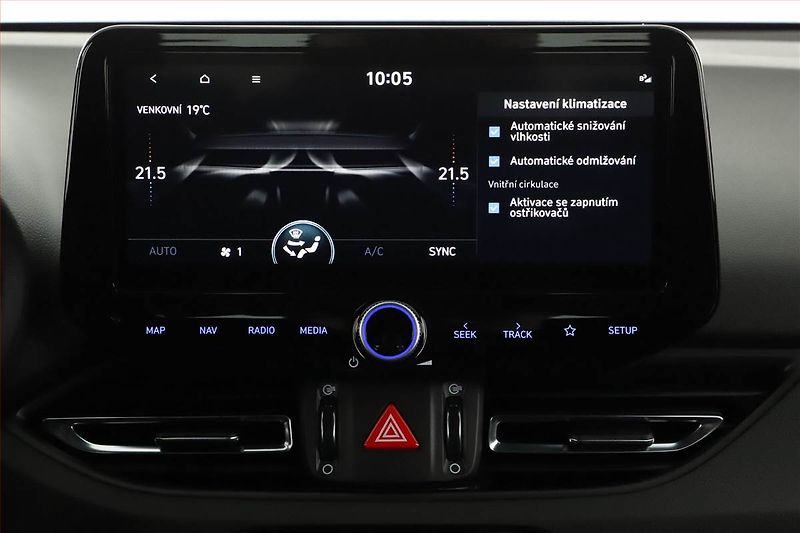 Hyundai i30 (2025) 1.5 T-GDI MHEV 48V, N-Line - fotka 13 z 17