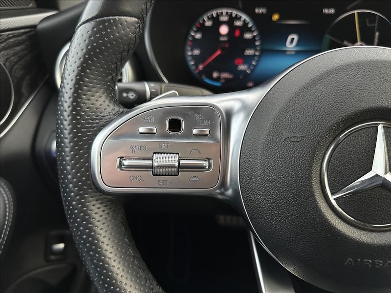 Mercedes-Benz Třídy C 180 AMG,Aut. multibeam - fotka 17 z 31