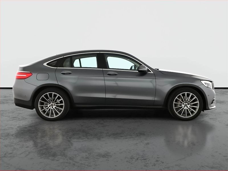 Mercedes-Benz GLC (2018) 300 - fotka 6 z 29