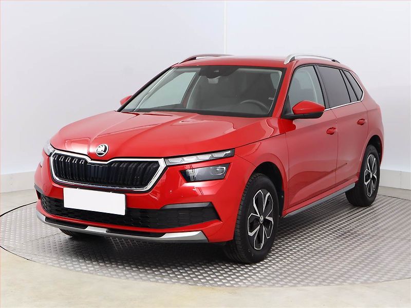 Škoda Kamiq (2023) Style 1.0 TSI - fotka 2 z 17