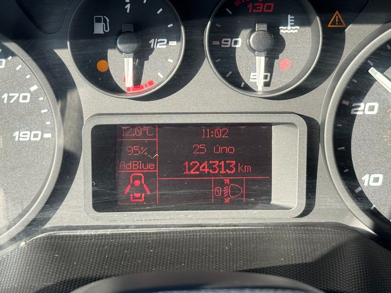 Iveco Daily (2022) 35S160 2.3 115 Kw - fotka 19 z 20