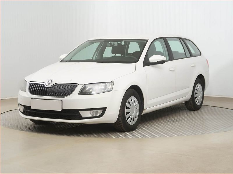 Škoda Octavia (2013) 1.6 TDI, Serv.kniha - fotka 2 z 14