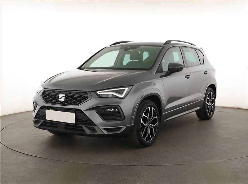 Seat Ateca (2022) 2.0 TSI 4Drive - fotka 2 z 21