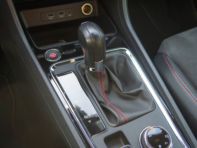 Seat Ateca (2020) FR - VELKÝ SERVIS - fotka 25 z 44