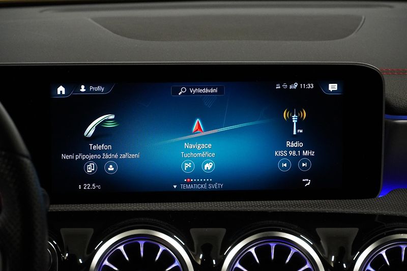 Mercedes-Benz CLA 200d,AMG,ČR,DPH,Kamera,Keyless - fotka 23 z 33