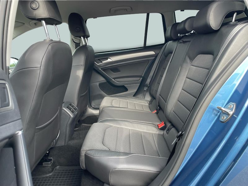 Volkswagen Golf Variant 1.2 TSi COMFORTLINE - fotka 12 z 27