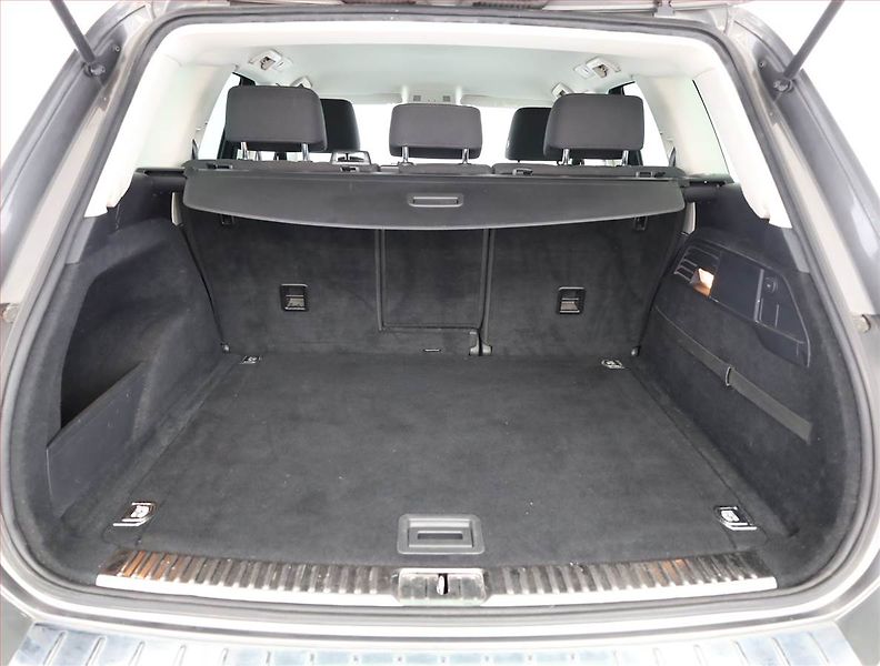 Volkswagen Touareg (2017) 3.0 TDI - fotka 16 z 17