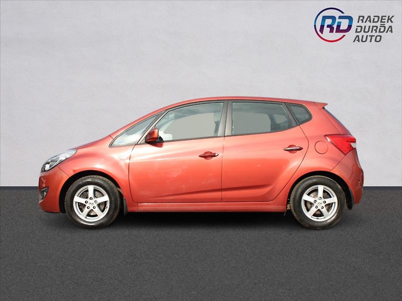 Hyundai ix20 1,4 CRDi  NOVÉ V ČR,TAŽNÉ - fotka 8 z 23