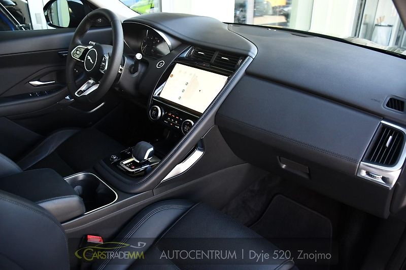 Jaguar E-Pace D165 AWD - fotka 14 z 51