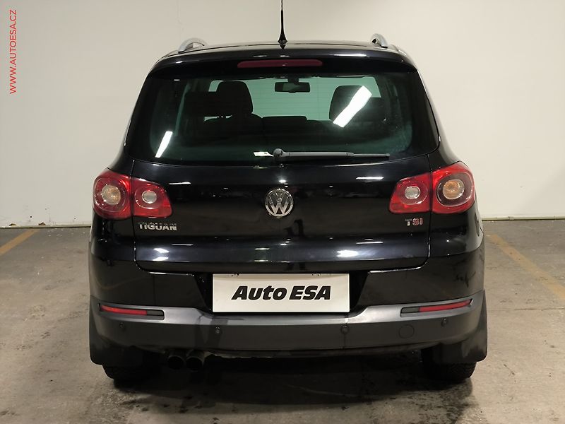 Volkswagen Tiguan (2009) 1.4 TSi 4x4, AT - fotka 5 z 17