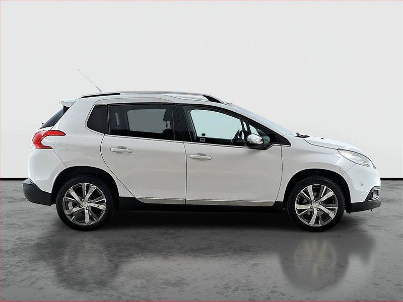 Peugeot 2008 (2013) Allure 1.6 VTi, Tempomat - fotka 6 z 20