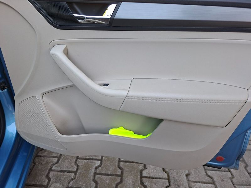 Škoda Rapid (2018) 1.0TSI 81kW -NOVÉ V ČR-VÝBAVA - fotka 29 z 46