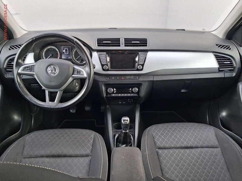 Škoda Fabia (2015) 1.2 TSi, Edition, +kola - fotka 8 z 16