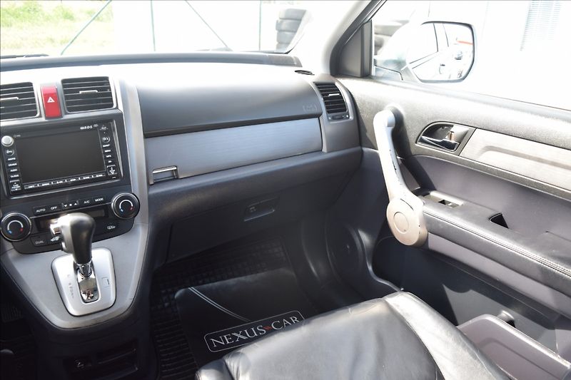 Honda CR-V 2,0 I 110KW 4X4 REZERVACE - fotka 31 z 51