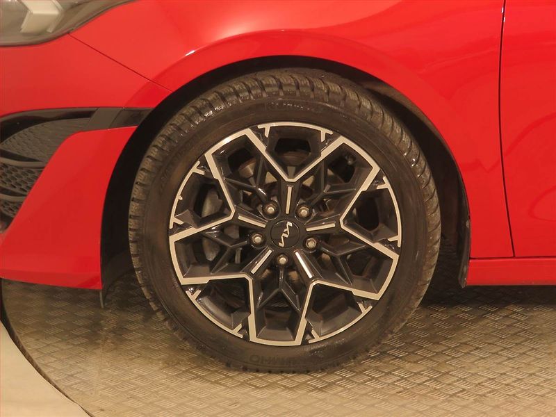 Kia Ceed (2022) GT Line 1.5 T-GDI, Serv.kniha - fotka 15 z 17